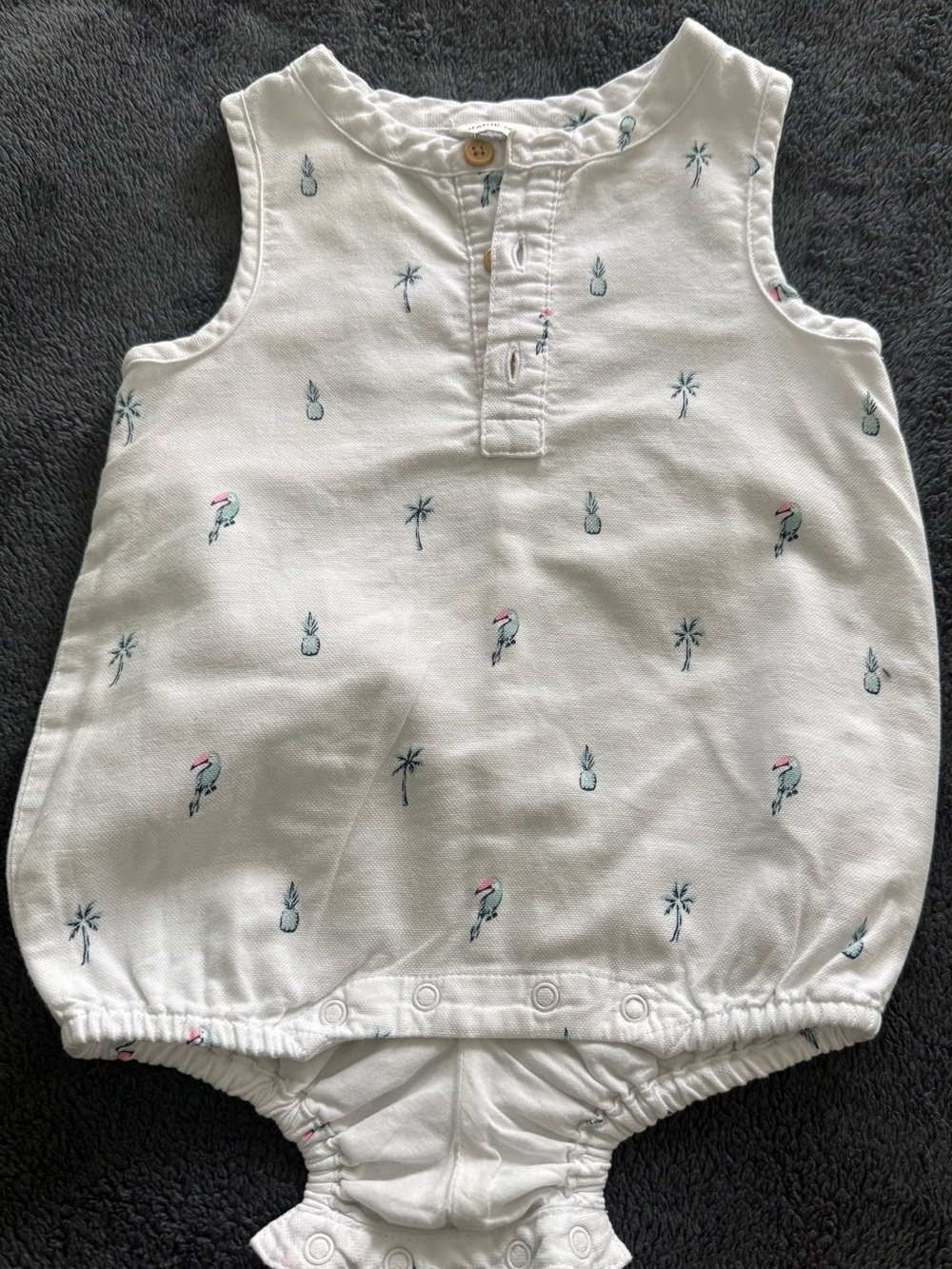 White Baby Sleeveless Janie and Jack Romper with Tropical Print (3-6 m)